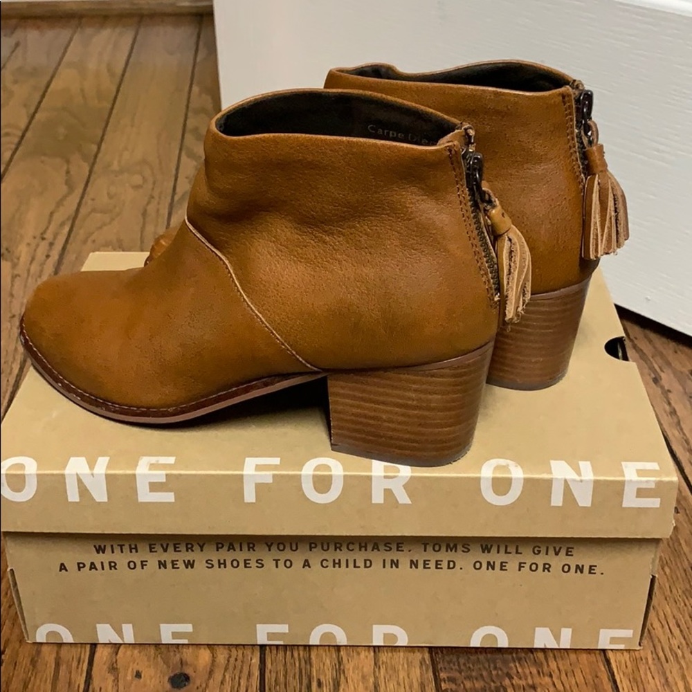TOMS booties